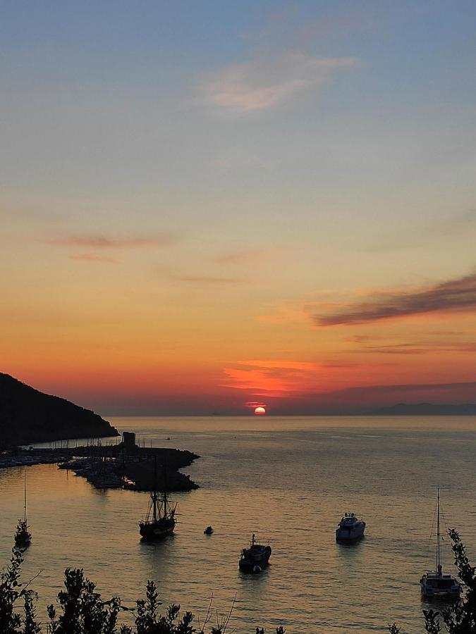 Hotel Imperia Marciana Marina  Bagian luar foto