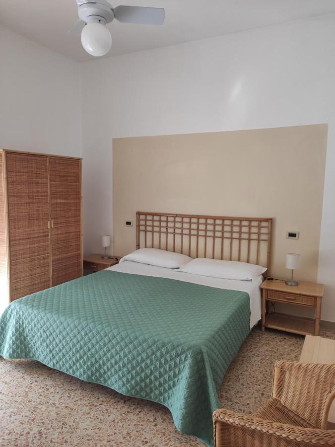 Hotel Imperia Marciana Marina  Bagian luar foto